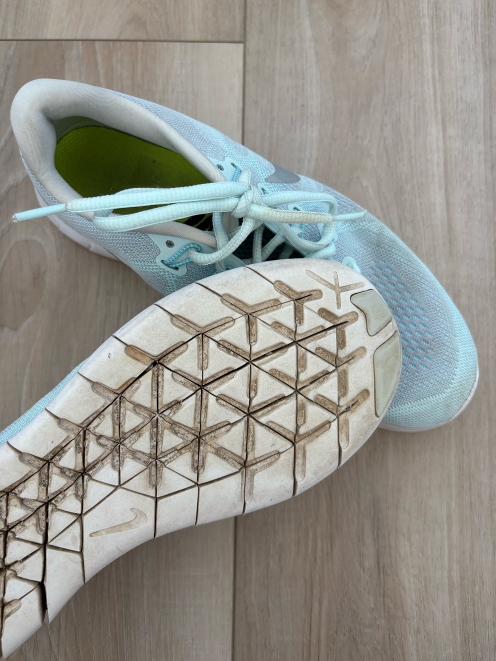 Nike Women's Free RN 2017 Running Shoes - Picture 6 of 7